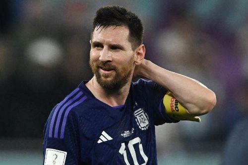 Lewandowski tiết lộ cuộc trò chuyện với Messi