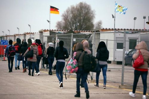 Đức và Canada gấp rút giải tỏa 'cơn khát lao động'
