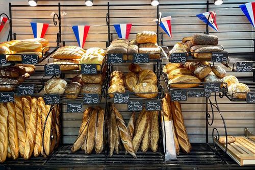 Bánh mì baguette của Pháp được UNESCO ghi danh Di sản văn hóa phi vật thể