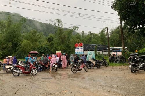 Khởi tố, bắt tạm giam tài xế lùi xe làm 3 người trong một gia đình tử vong
