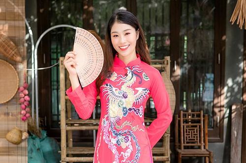Du lịch thế giới cùng Yến Nhi qua tà áo dài