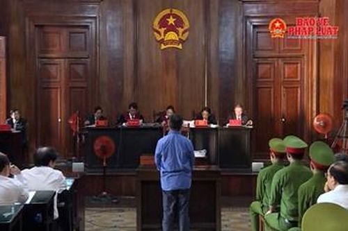 Cựu giám đốc Bệnh viện Mắt TPHCM bị tuyên phạt 7 năm tù