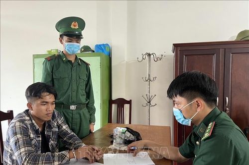 Bắt nhiều đối tượng mua bán, tàng trữ trái phép ma túy