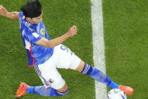VAR gây tranh cãi khi Nhật Bản ghi bàn loại Đức khỏi World Cup: Người hâm mộ nói gì?