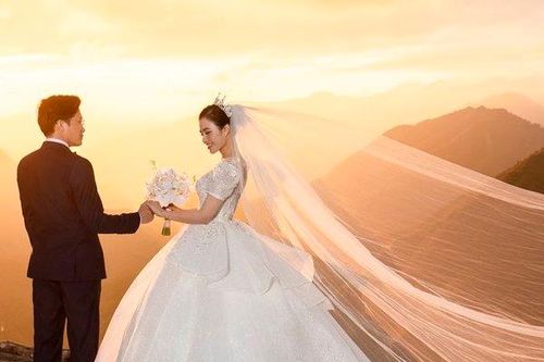Chuyện tình như phim ngôn tình của Quán quân Sao mai Lương Hải Yến