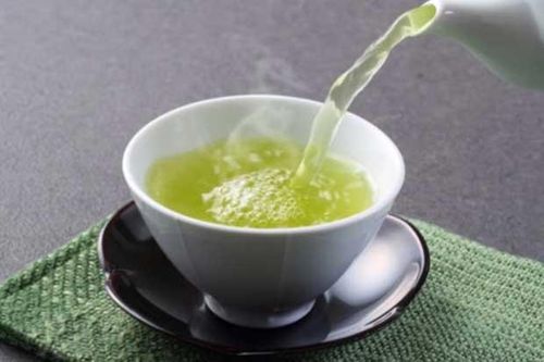 Giảm cân, hạ đường huyết nhờ thêm thứ này vào nước nóng uống mỗi ngày