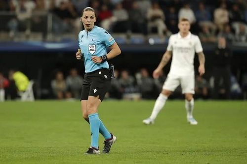 Kỳ World Cup lịch sử: Nữ trọng tài bắt chính và thông điệp về bình đẳng giới