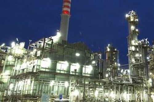 Italy đặt nhà máy lọc dầu của Nga dưới sự giám sát nhà nước