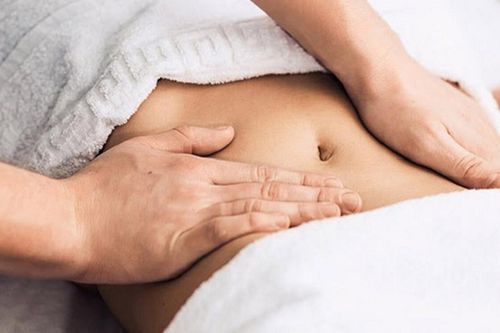 Ham massage thô bạo giảm cân, người phụ nữ trả giá đắt