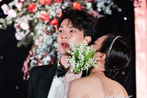 Anh Tú bị hỏi khó về đêm động phòng với Diệu Nhi, khẳng định đến già vẫn 'lép vế' trước bà xã