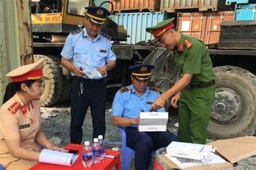 Bình Dương: Phát hiện số lượng lớn sản phẩm có dấu hiệu nhập lậu