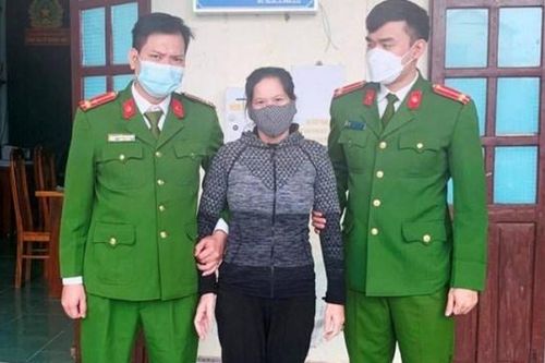 Dùng 'sổ đỏ' giả lừa đảo ngân hàng chiếm đoạt hơn 800 triệu đồng