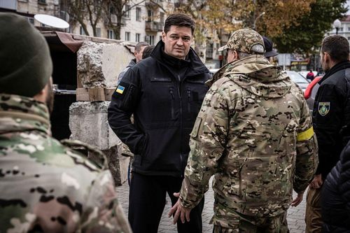 Ukraine cho phép dân vượt sông tại Kherson