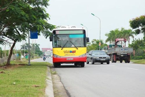 Bài 2: Bài toán nhân lực và hạ tầng