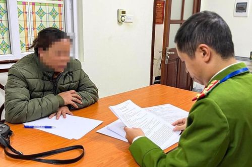 Xử phạt người bán hàng rong 'chặt chém' khách