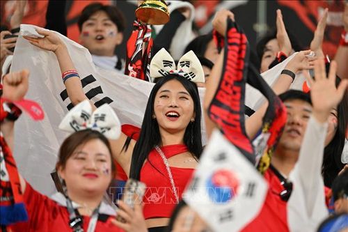 Son Heung-min gửi lời cám ơn cổ động viên Hàn Quốc