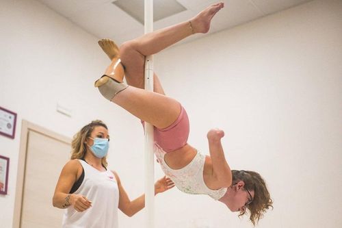 Đôi cánh tiếp sức