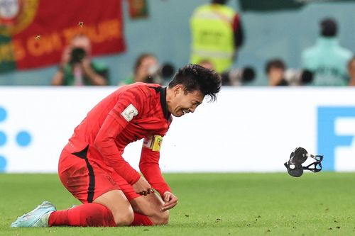 Son Heung-min khóc như mưa, tuyển Hàn Quốc vỡ òa cảm xúc sau 8 phút nghẹt thở