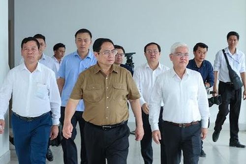 Thủ tướng: Cố gắng đưa Bệnh viện Đa khoa Bình Dương quy mô 1.500 giường vào hoạt động năm 2023