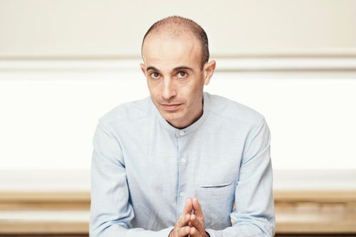 Yuval N. Harari: 'Thế hệ tương lai không cần mang gánh nặng giống tôi'