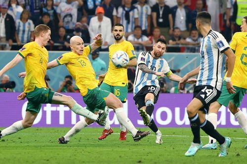 Vượt qua Australia sát nút, Argentina tiến vào tứ kết gặp Hà Lan