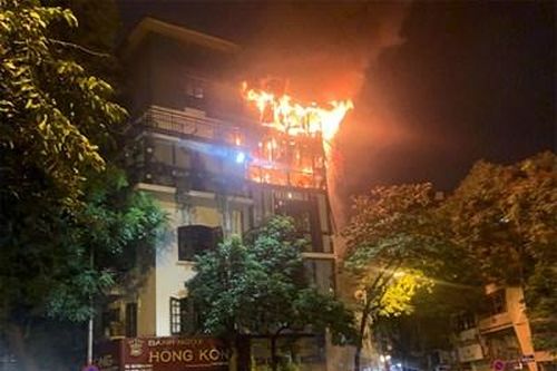 Hà Nội: Cháy nhà ở phố Hàng Lược, không gây thiệt hại về người