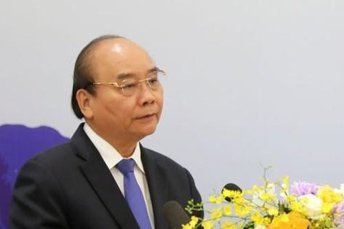 Chủ tịch nước Nguyễn Xuân Phúc rời Hà Nội thăm Hàn Quốc