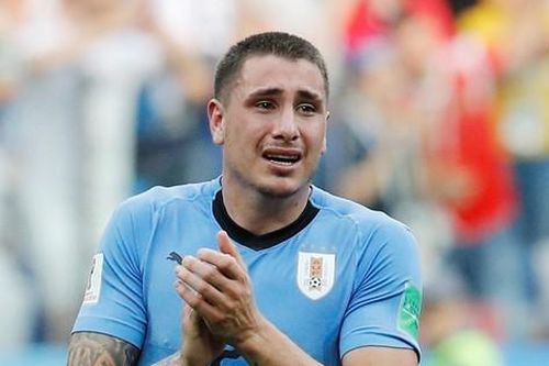 Hậu vệ tuyển Uruguay đối diện án phạt cực nặng vì tấn công quan chức FIFA