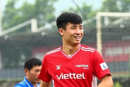Nam Định trả lót tay chục tỷ đồng mời gọi Bùi Tiến Dũng