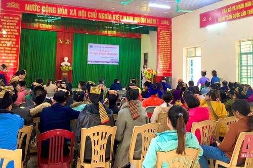 Hội LHPN huyện Thường Xuân ra mắt các Tổ truyền thông cộng đồng