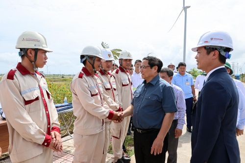 'Cần tính toán, đàm phán lại giá điện gió và điện mặt trời'