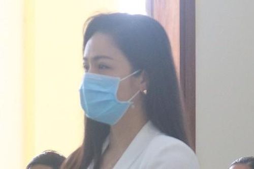 Vbiz từng có 1 cuộc chiến giành quyền nuôi con, nay diễn biến ra sao?