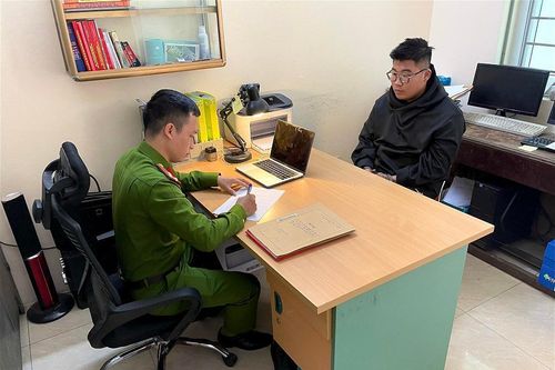 Đối tượng cướp giật tài sản đóng vai... 'khách sộp'