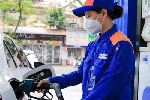 Tiếp tục mức sàn thuế BVMT với xăng dầu năm 2023 góp phần hỗ trợ người dân và doanh nghiệp