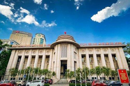 'Nới room' tín dụng thêm 1,5-2% cho hệ thống các TCTD