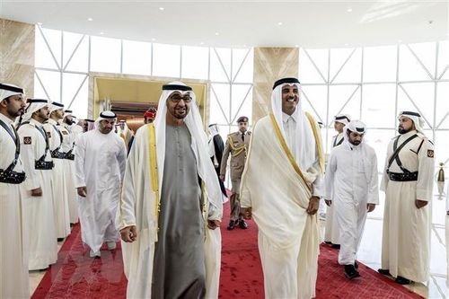 Tổng thống UAE thăm Qatar lần đầu kể từ khi bình thường hóa quan hệ