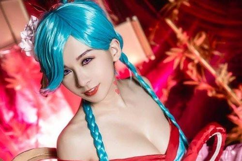 Mê mẩn trước màn cosplay cô nàng Airi game Liên Quân trong trang phục Kiemono