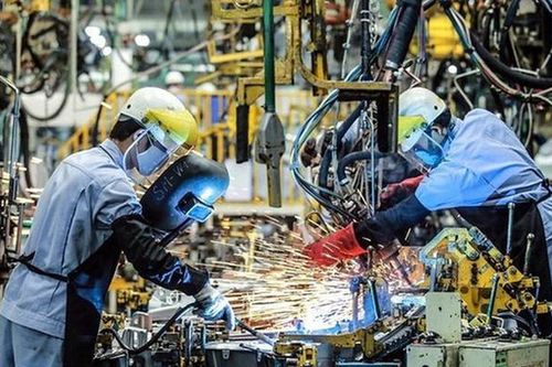 Kinh tế Việt Nam vững vàng trước thách thức