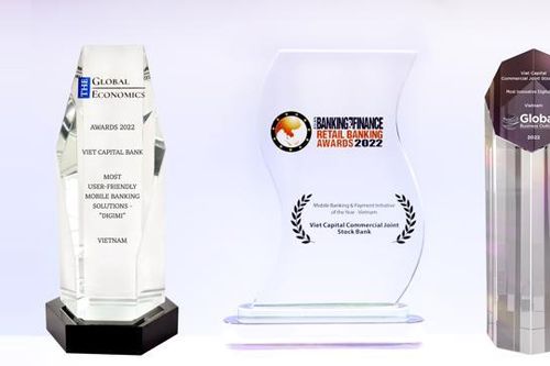 Ngân hàng Bản Việt khẳng định mình với nhiều giải thưởng uy tín kỷ niệm 30 năm thành lập