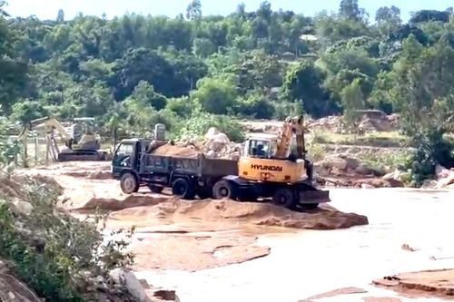 UBND tỉnh Khánh Hòa chỉ đạo kiểm tra, xử lý việc khai thác khoáng sản trái phép ở xã Cam Phước Đông