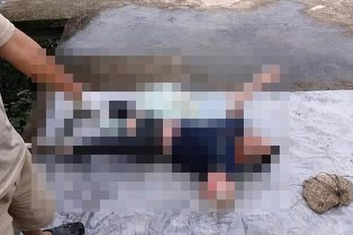 Phát hiện thi thể nam thanh niên trên sông, cổ có treo cục đá lớn