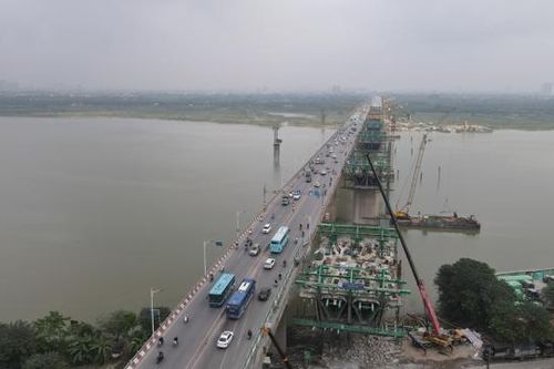 Vì sao không tiêu hết tiền?