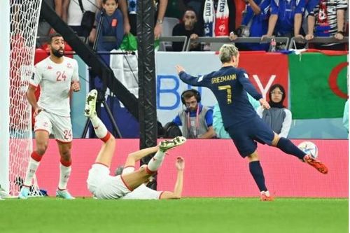 FIFA thông báo báo tin buồn cho đội tuyển Pháp