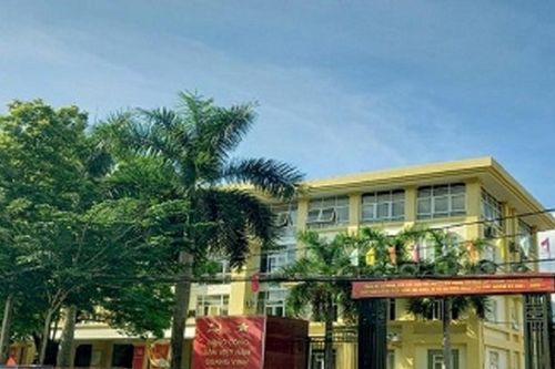 Một trưởng phòng ở Thanh Hóa bị kỷ luật cảnh cáo vì có 2 con riêng