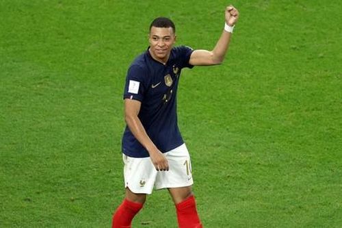 15 điều lần đầu tiên xảy ra ở World Cup