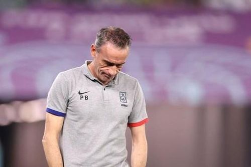 HLV Paulo Bento chia tay ĐT Hàn Quốc sau thảm bại trước Brazil