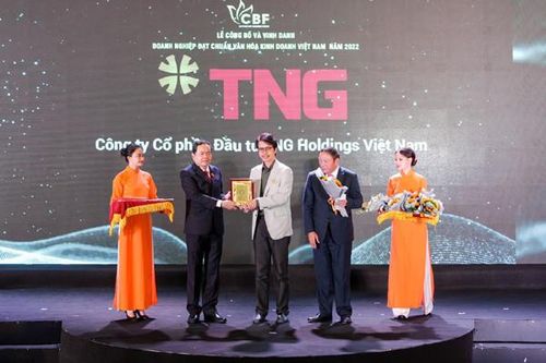 TNG Holdings Vietnam nhận giải 'Doanh nghiệp đạt chuẩn văn hóa kinh doanh Việt Nam'