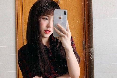 Eo nhỏ kỷ lục 50,5cm: Đây là người giữ ngôi vòng 2 bé nhất showbiz Việt?