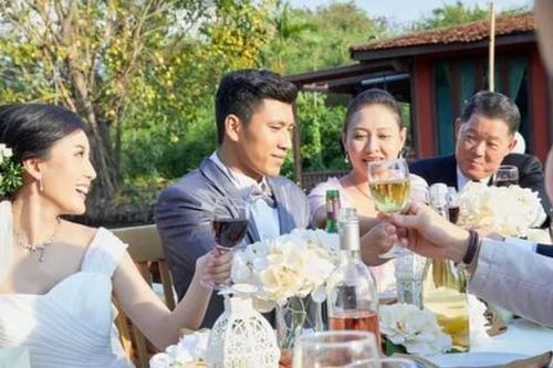 Biết được sự thật về con dâu ngay trong ngày cưới mà tôi buồn lòng