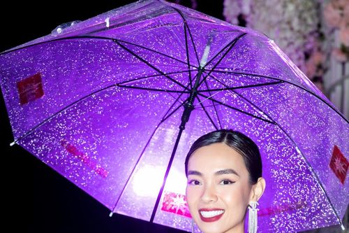 'Nữ hoàng du thuyền' Mỹ Ngọc ấn tượng với không gian cưới xa hoa của ái nữ Tập đoàn Phú Cường